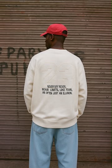 NASA SWEATSHIRT